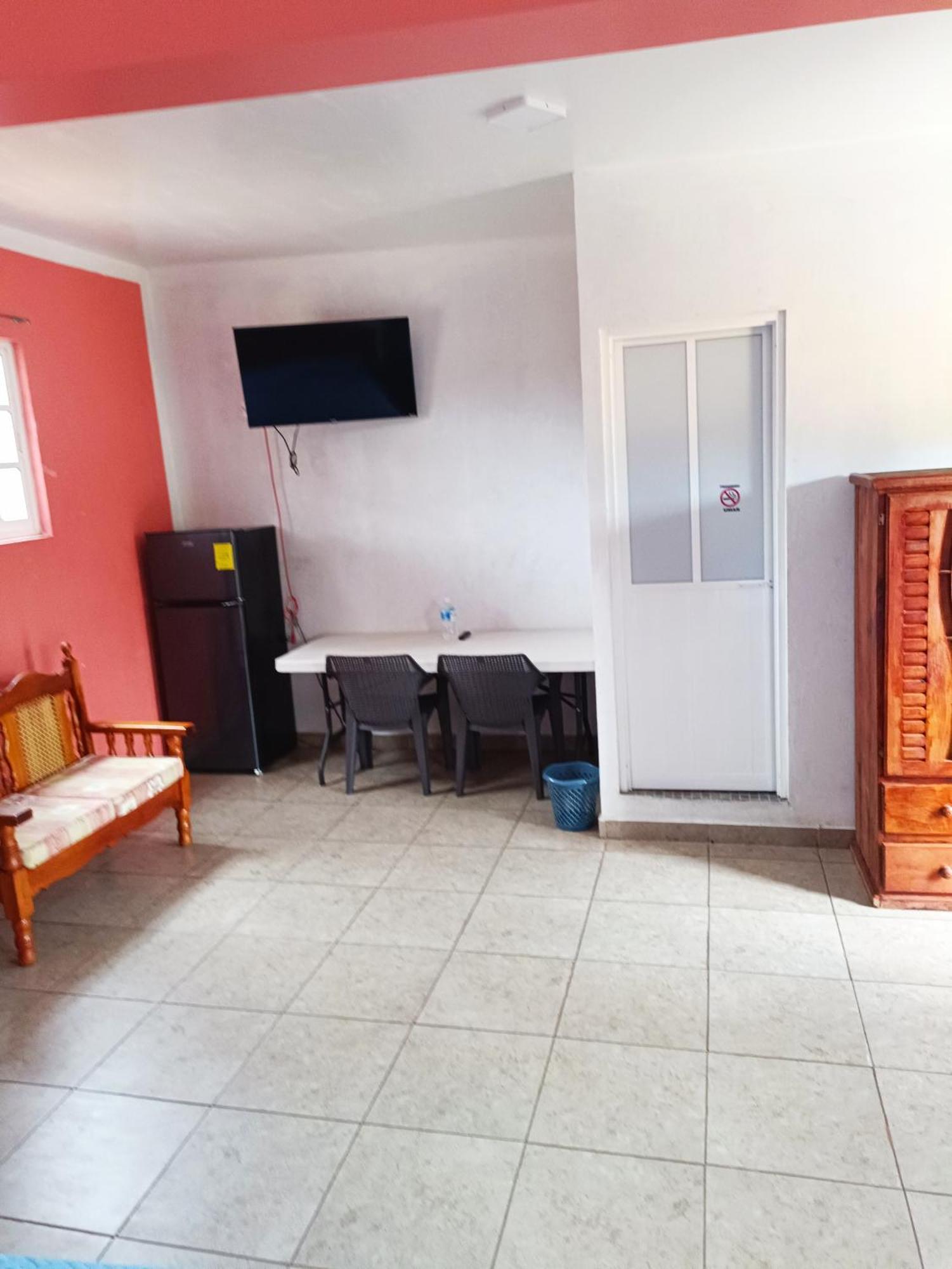 Casa Alebrijes Hotel San Agustin de las Juntas Eksteriør billede